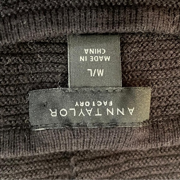 Ann Taylor Black Boatneck Tight Knit Short Sleeve Pullover Sweater M/L - Picture 7 of 7